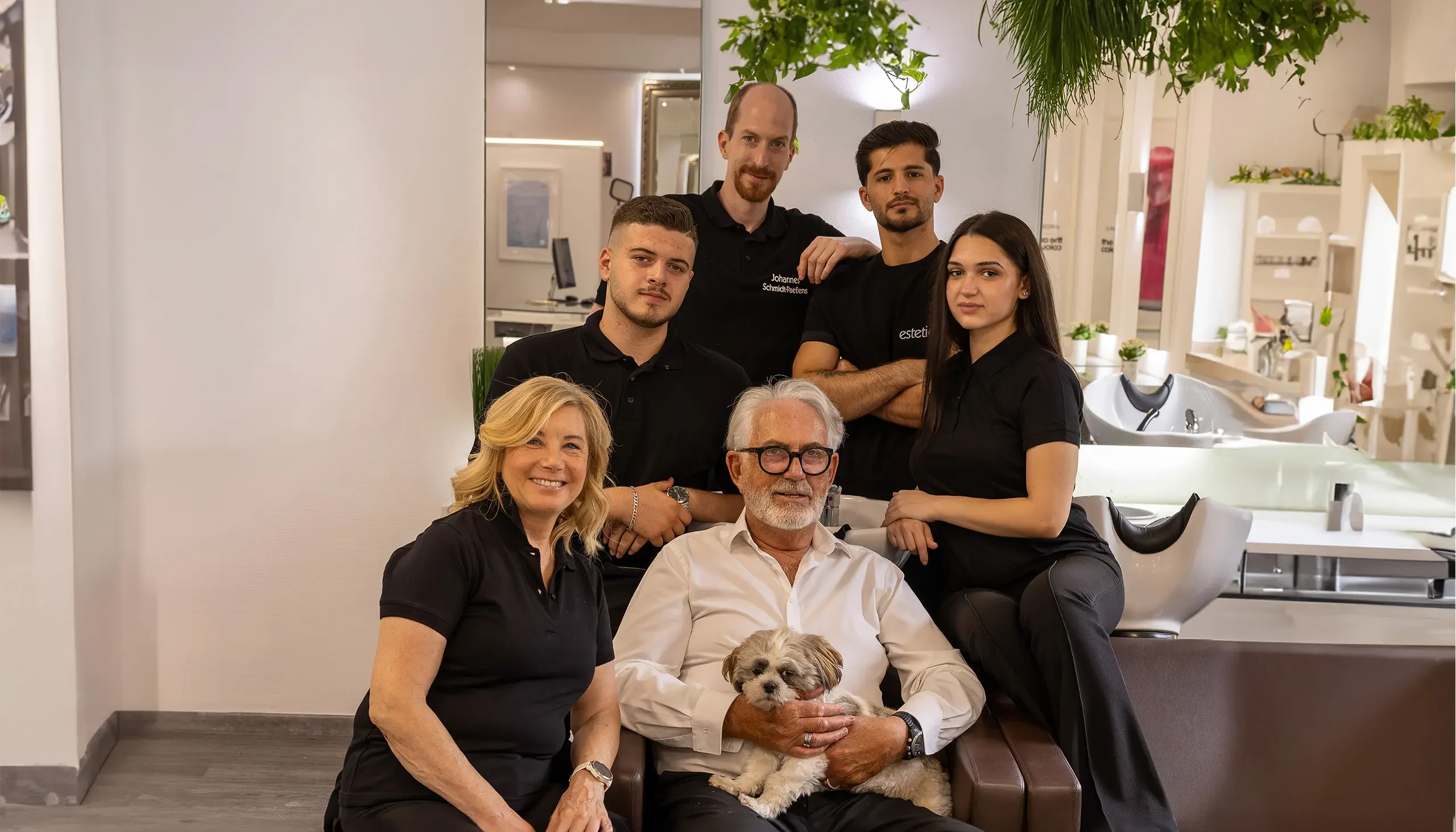 Friseur Salon Estetica Team 2(1)